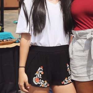 Super Cute Rue21 Shorts Size Medium!